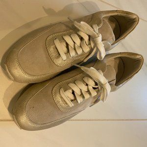 Johnston & Murphy Metallic Jules Sneakers Size 9